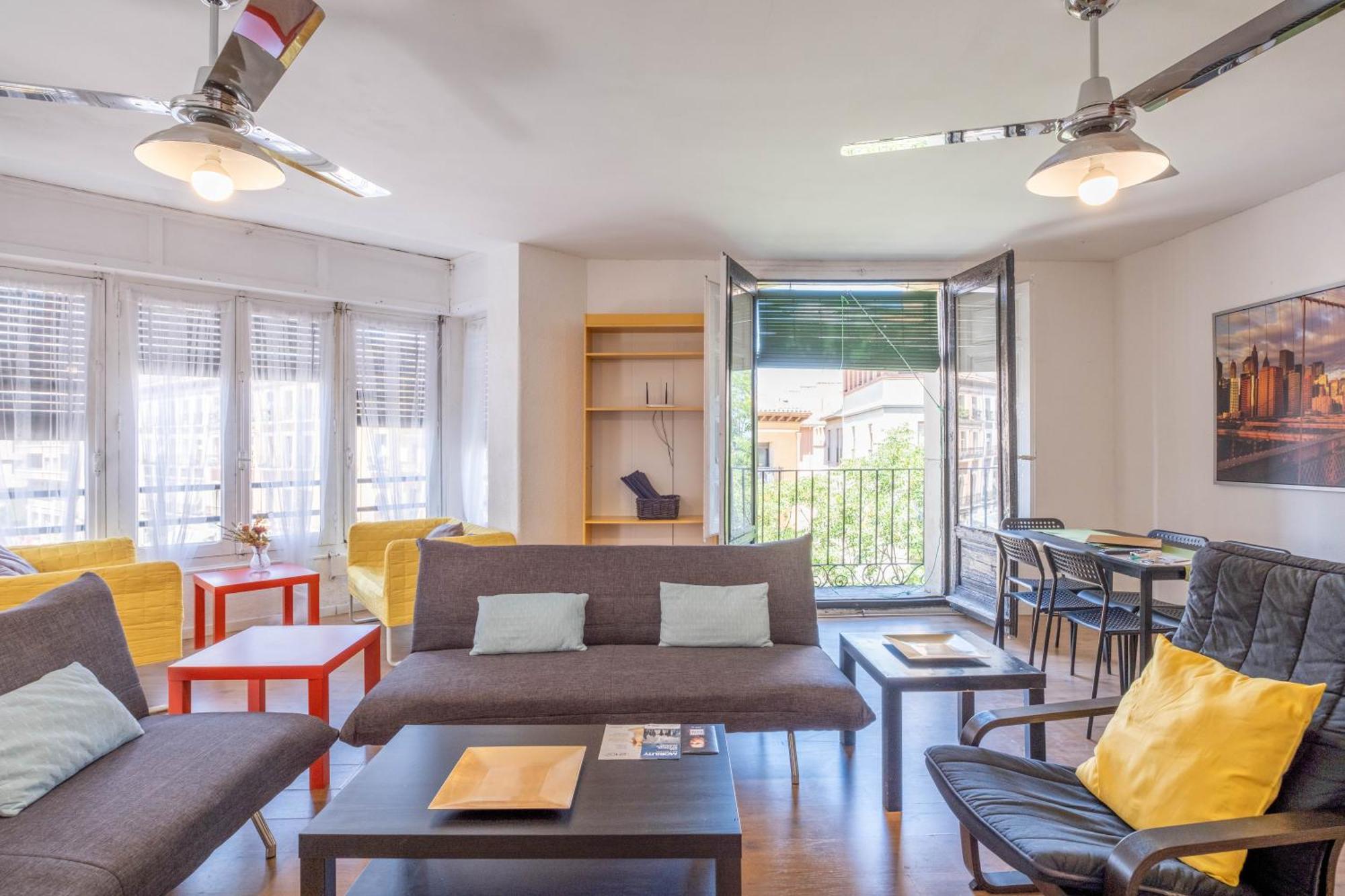 Apartamentos Coso Zaragoza Exteriör bild